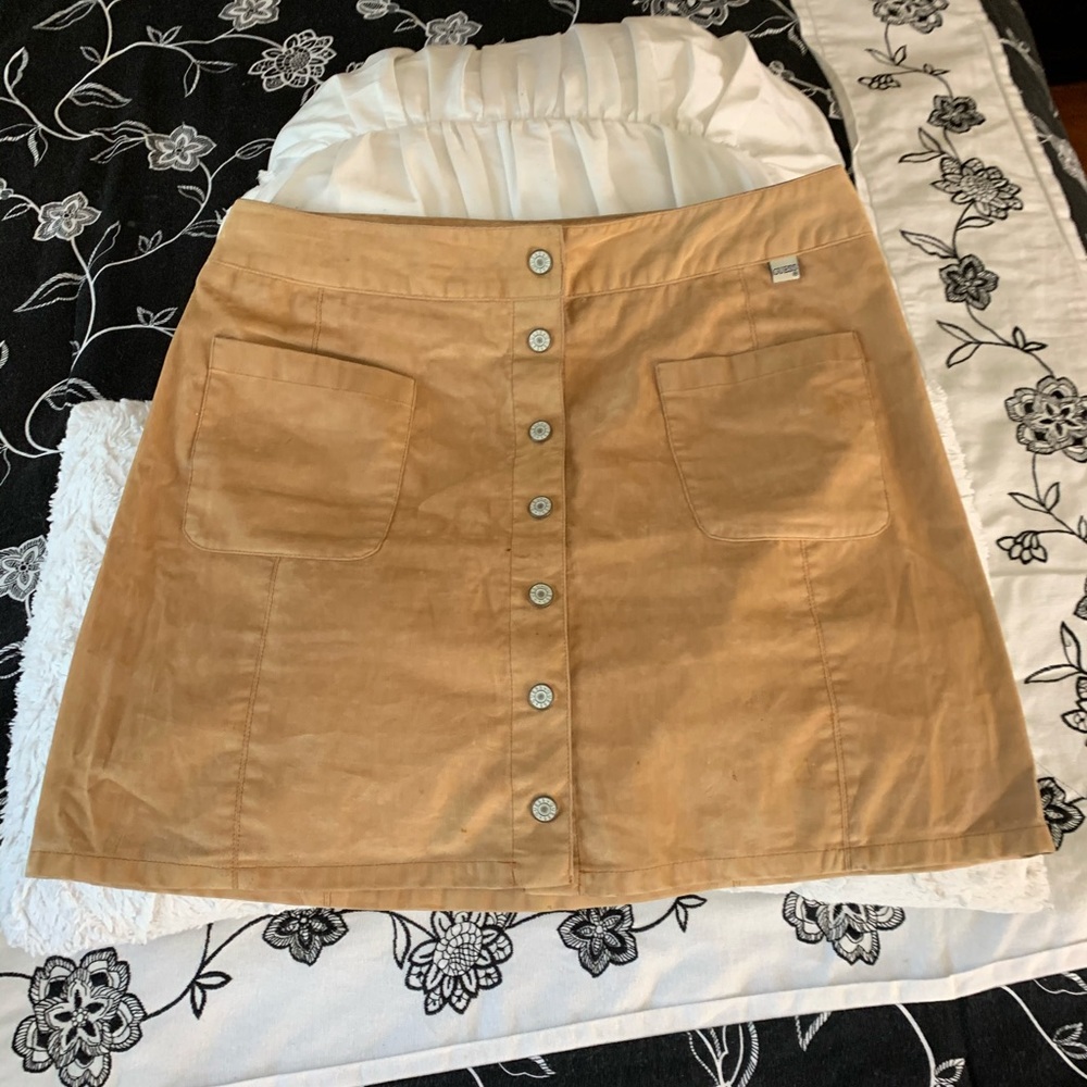 Guess mini skirt